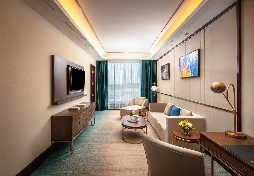 Blossom Hotel Houston
