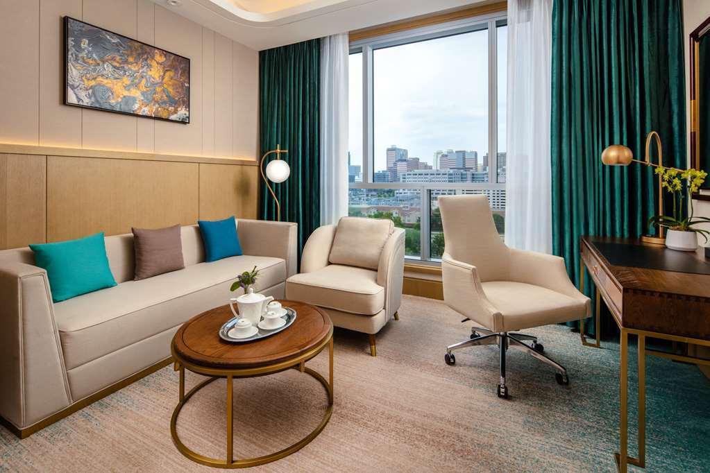 Blossom 4* Houston
