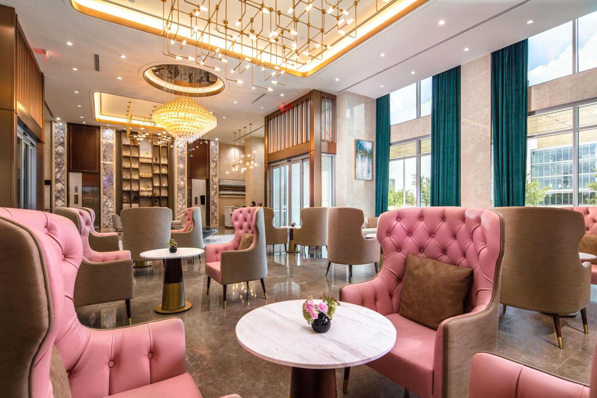 Blossom Hotel Houston